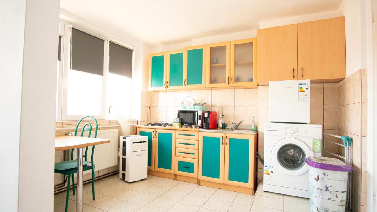 Central Apartment Temesvár Kültér fotó