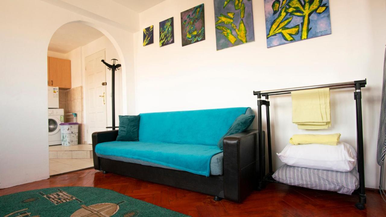 Central Apartment Temesvár Kültér fotó